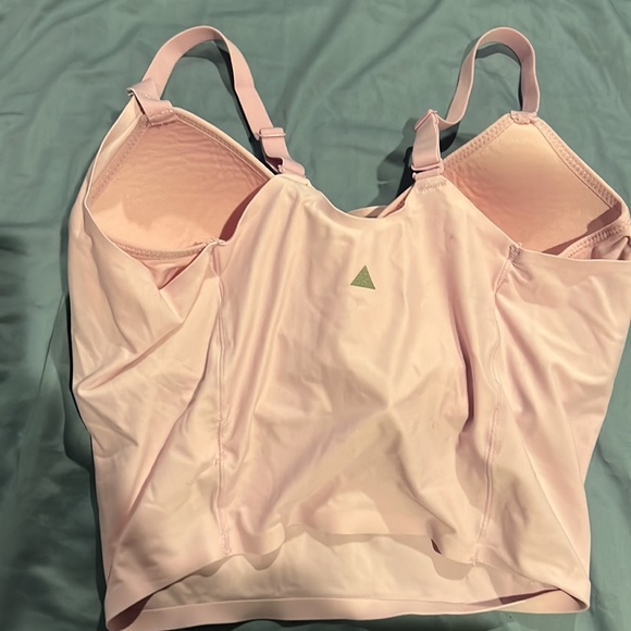 Workout tank - Picture 2 of 2